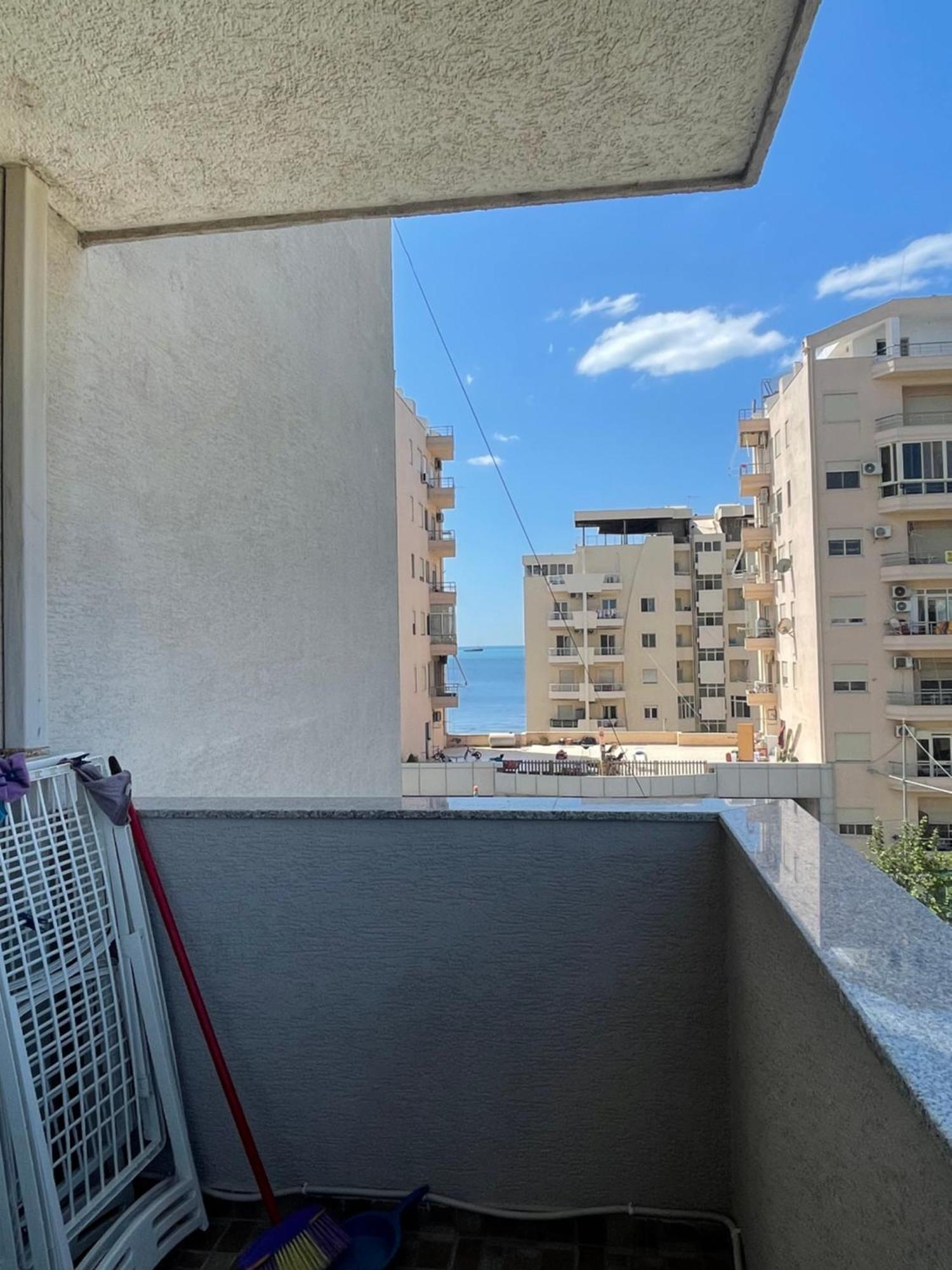 Apartament Roy Iv *